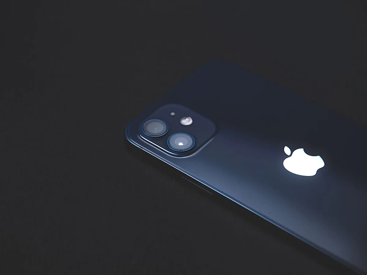 Apple iPhone 16e 128 GB Akıllı Telefon, A18 Çip