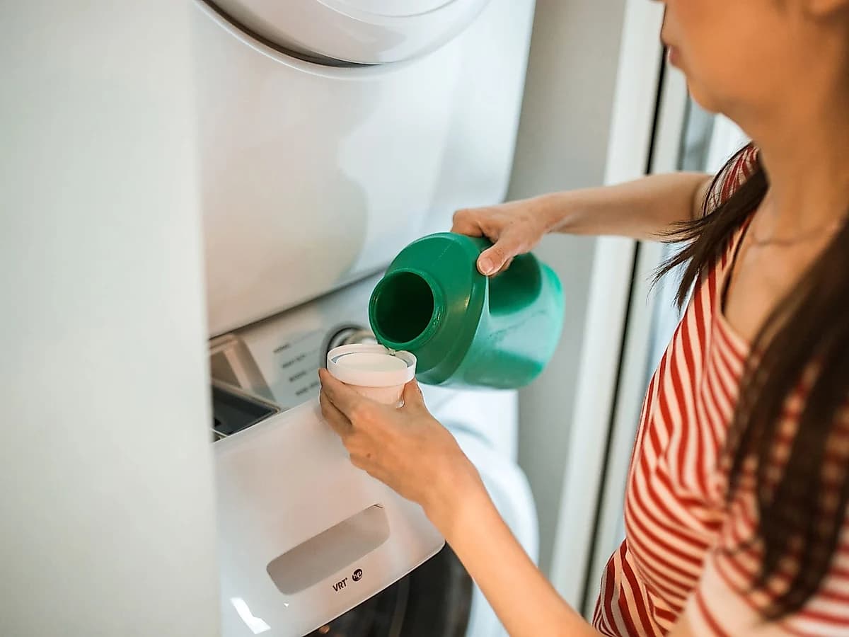 Arınar Sıvı Çamaşır Deterjanı 3 L, Renkliler İçin