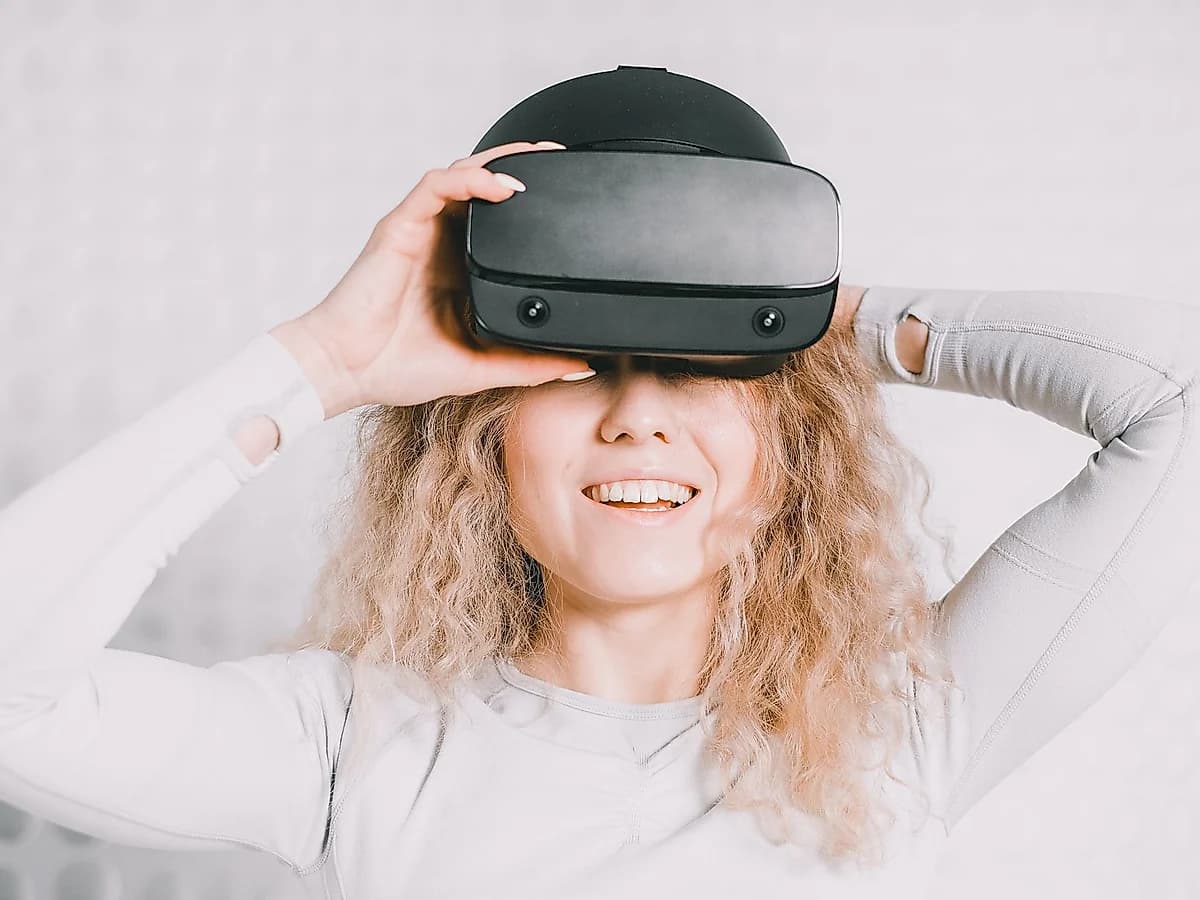 Aurio VR Gözlük, Telefon Uyumlu Ayarlanabilir Lens