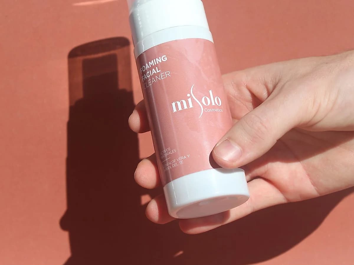 Dermanova Arındırıcı Yüz Temizleme Jeli 200 ml