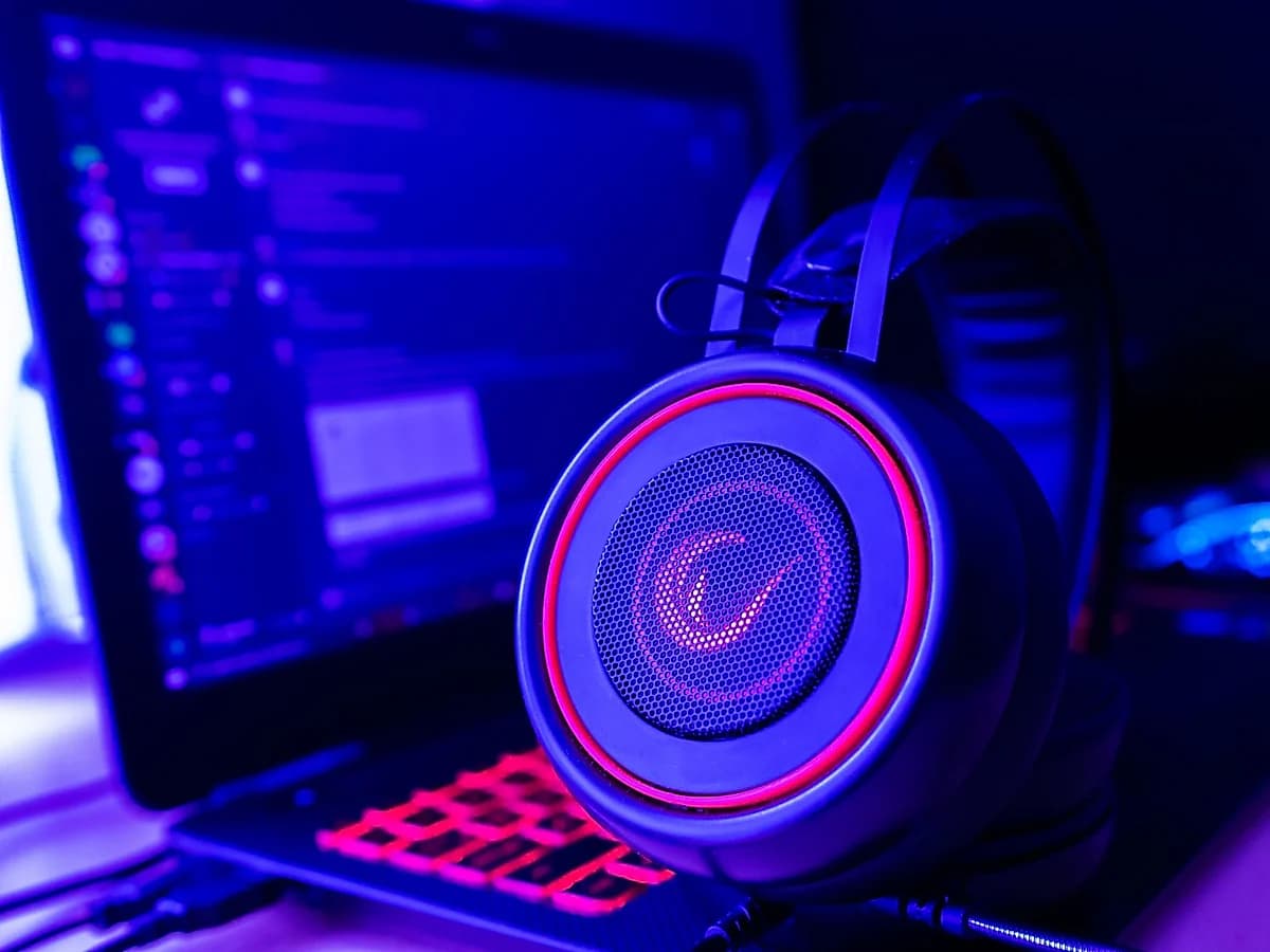 HyperX Cloud III Kablolu Oyuncu Kulaklığı, DTS Headphone:X