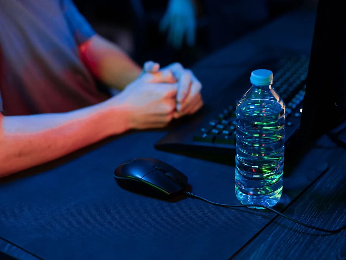 Razer DeathAdder V3 Kablolu Oyuncu Faresi 59 g Ergonomik